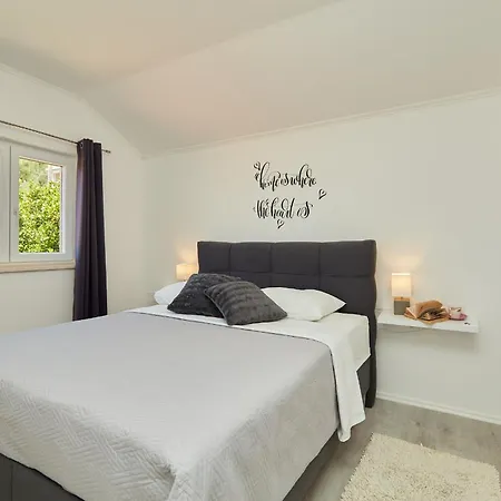 Apartment Summer Chill 2 Trsteno